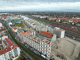Vue aérienne du chantier de construction de l'usine d'enveloppes à Munich