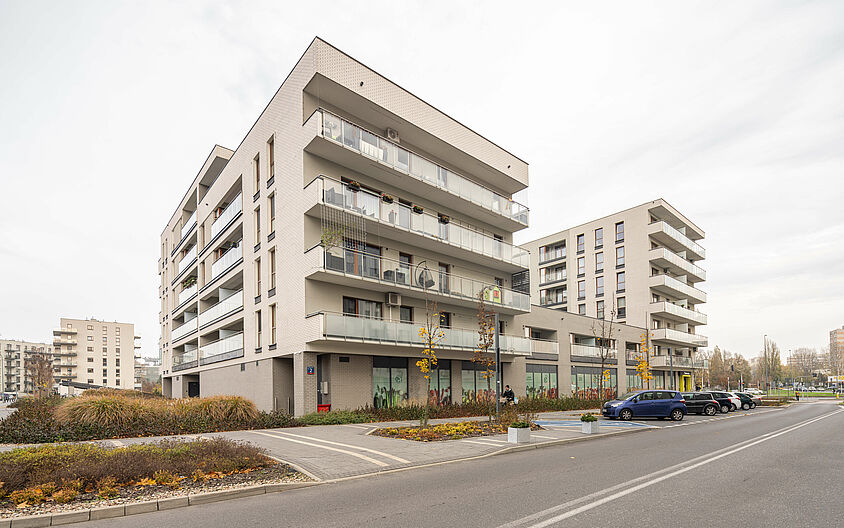 Habiter au-dessus du supermarché – Biedronka Bergamotki, Varsovie
